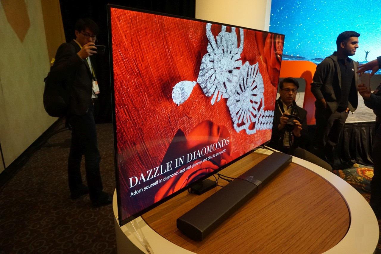 Xiaomi представила Mi TV 4 — телевизор, который тоньше, чем iPhone
