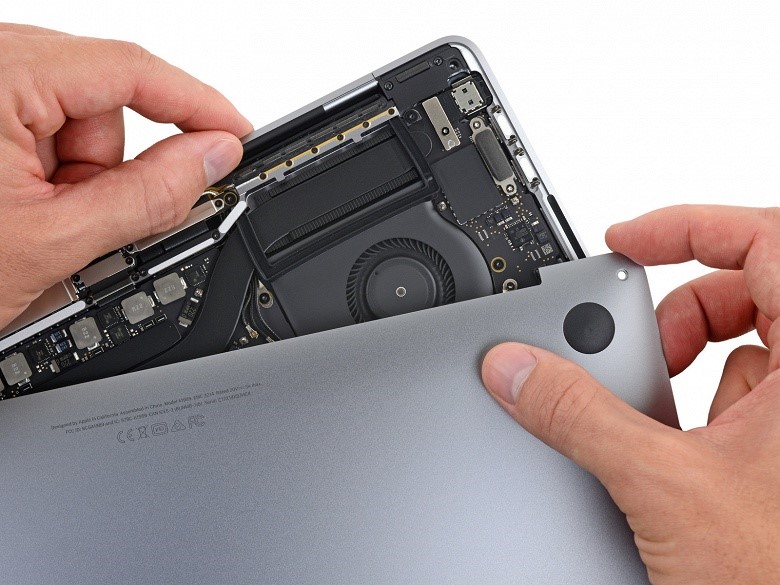 iFixit оценили ремонтопригодность нового Apple MacBook Pro 13 в 1 балл