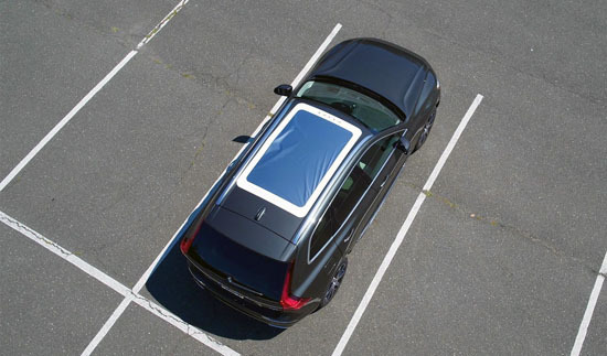 Volvo представила накладку на крышу автомобиля XC60 для наблюдения за солнечным затмением