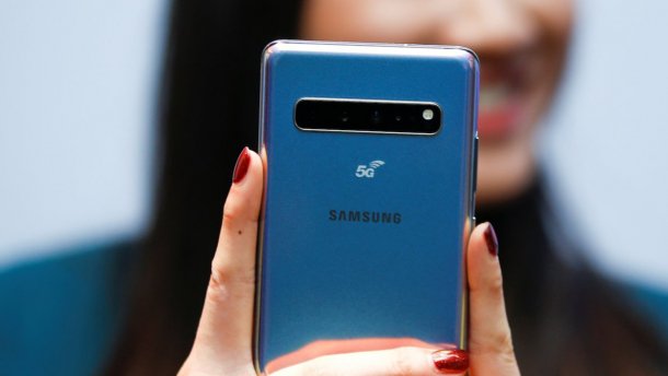 Пользователь смартфона Samsung Galaxy S10 5G жалуется на проблемы с аккумулятором