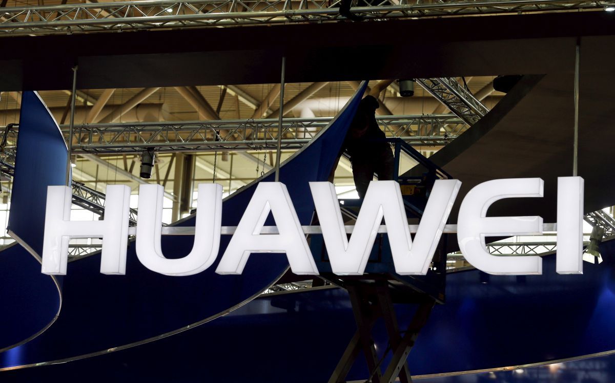 США советует другим странам не покупать оборудование Huawei