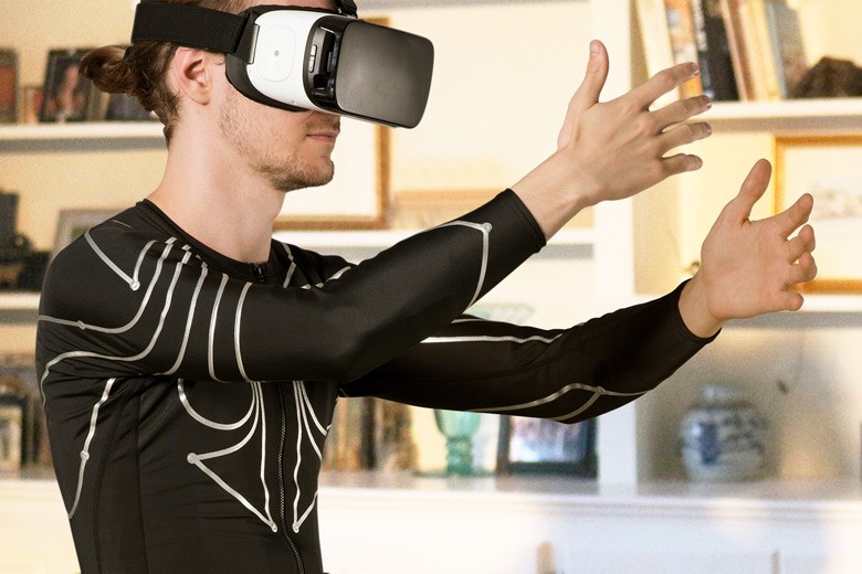 Компания Xenoma на Kickstarter собирает средства на футболку-контроллер AR/VR