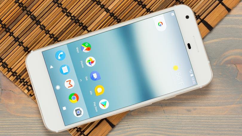 Google выпустила обновление, которое исправило ошибку при зарядке смартфонов Pixel XL