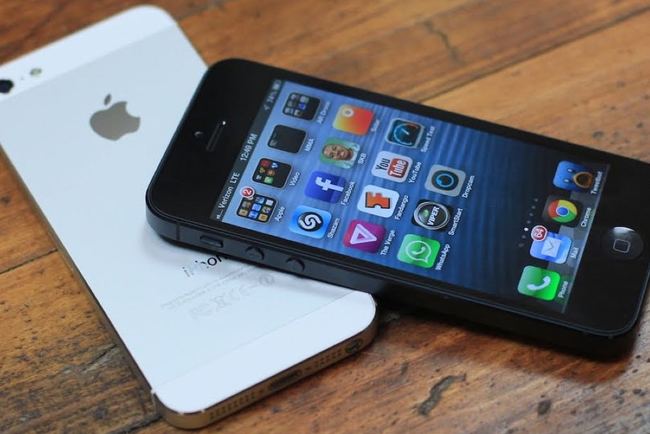 Apple объявила iPhone 5 устаревшим