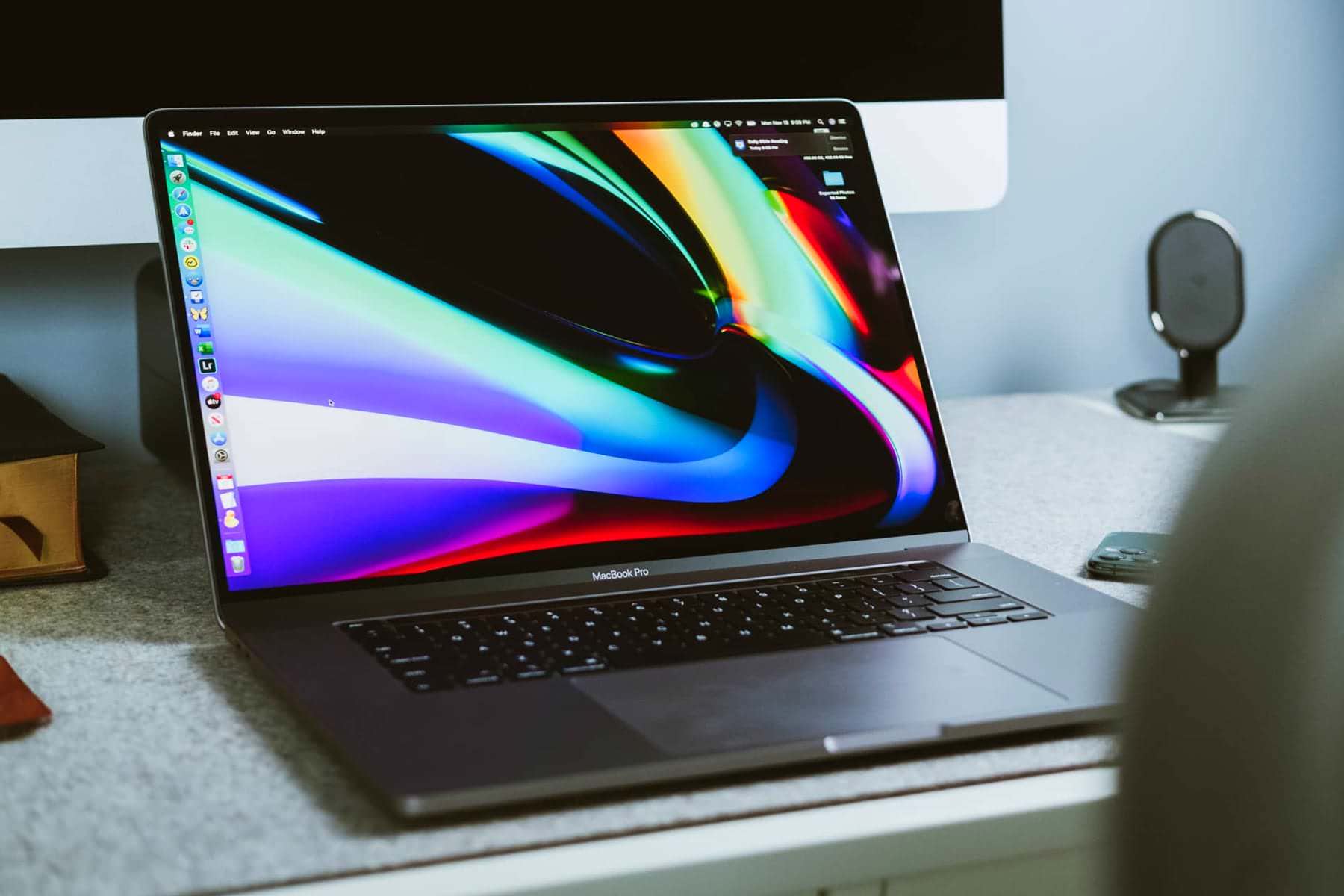 Apple выпустит несколько обновлений, чтобы устранить проблему со звуком на новых MacBook Pro
