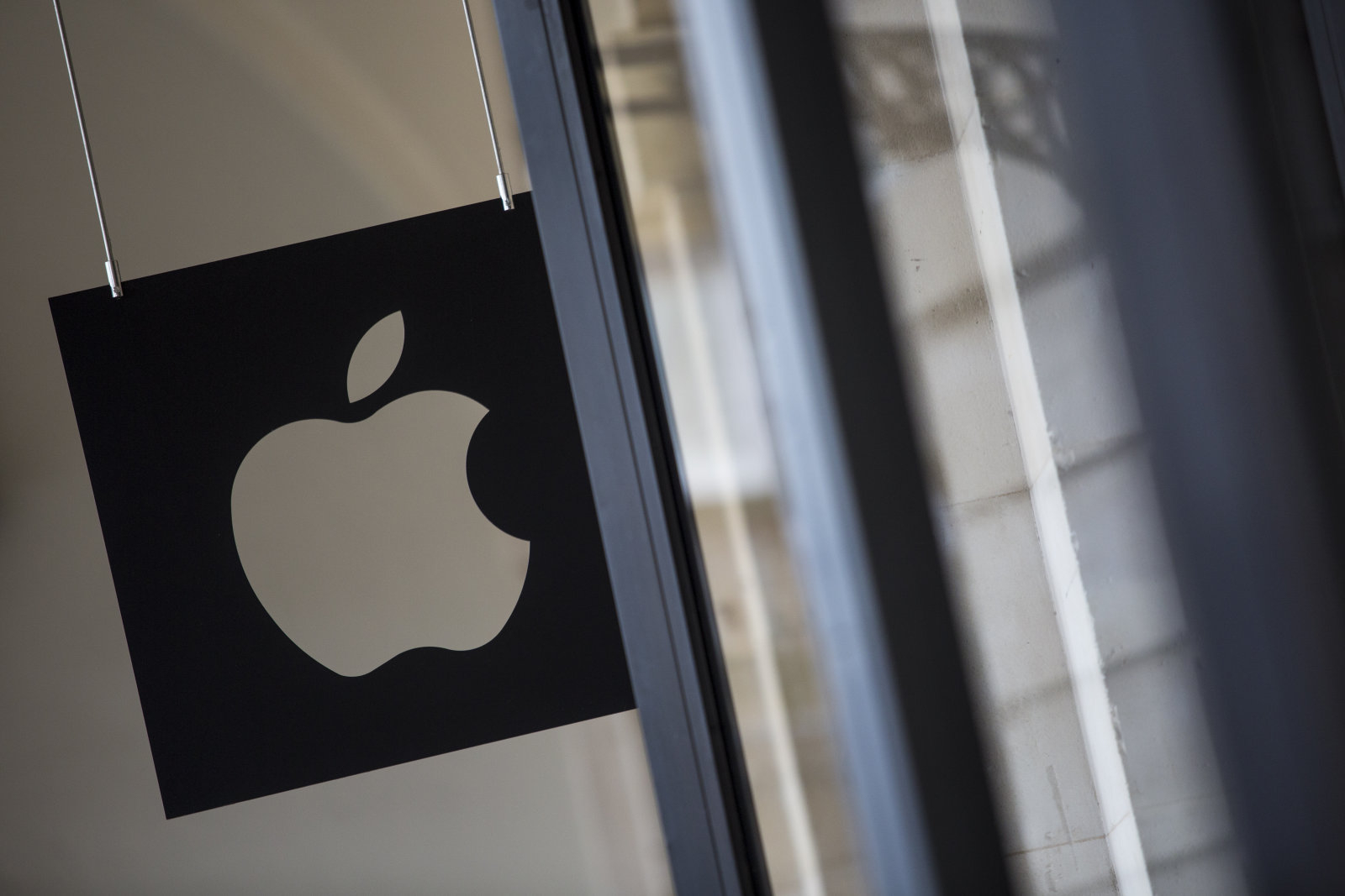 Apple не придется платить 533 млн$ за нарушение патентных прав на технологии ITunes