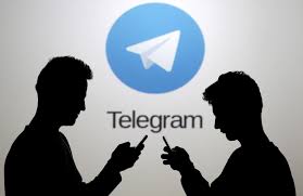 Роскомнадзор зарегистрировал мессенджер Telegram, по совету Дурова взяв данные из открытых источников