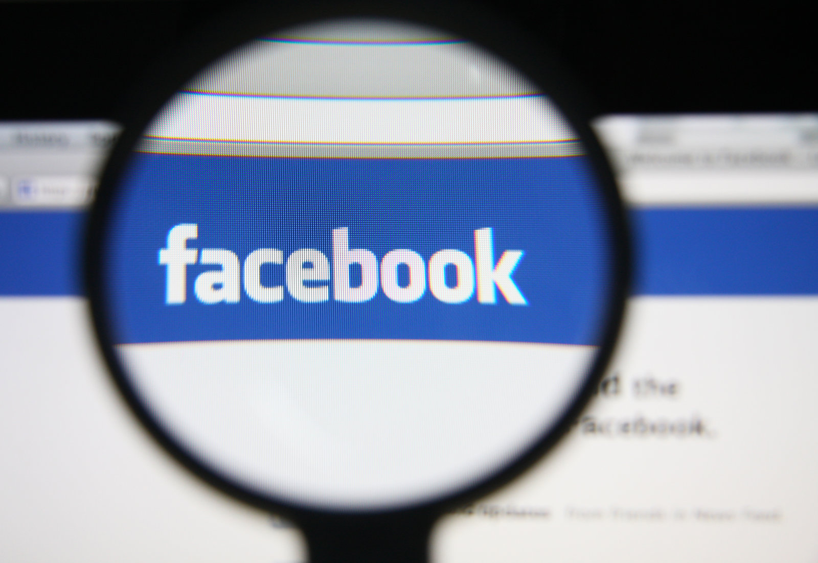 Facebook будет предоставлять ссылки на проверенную информацию в сомнительных публикациях
