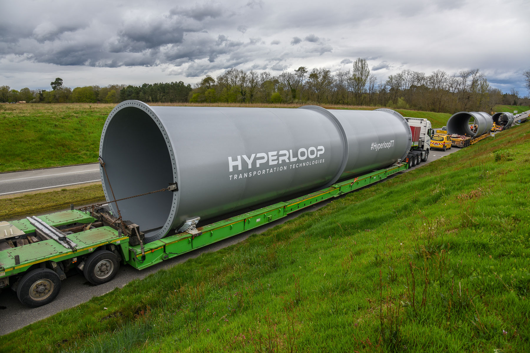 Hyperloop Transportation Technologies начинает строительство своего первого тестового трека
