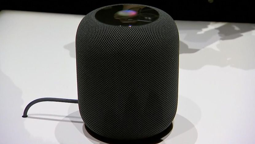 Старт продаж умной акустической колонки Apple HomePod отложен