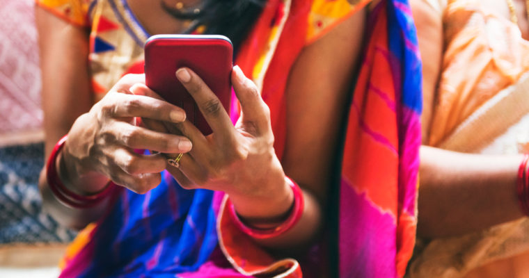 Индийские регуляторы могут заблокировать работу смартфонов iPhone в Индии