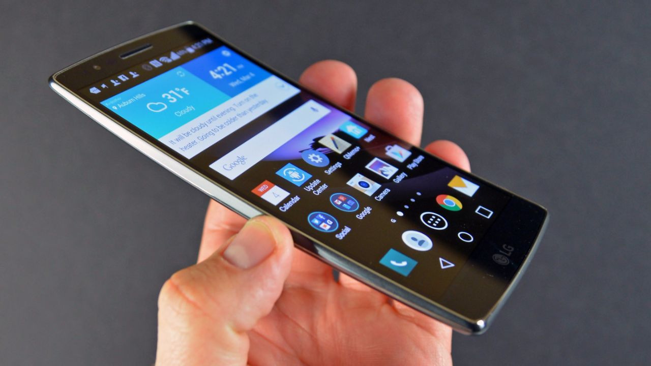 По слухам, смартфон LG G6 будет поставляться с голосовым помощником Google Assistant