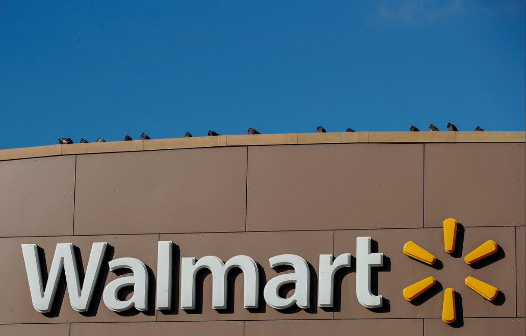 Walmart в подала иск в суд против Tesla, требуя возмещения убытков из-за возгорания солнечных панелей