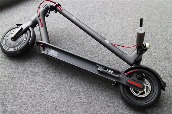 xiaomi-smart-scooter-1