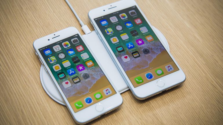Российские поклонники iPhone 8 пожаловались в ФАС на дороговизну новинки