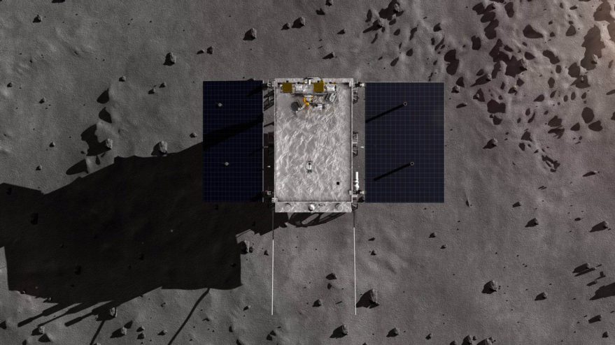 Видео: впервые в истории космический аппарат сел на обратную сторону Луны