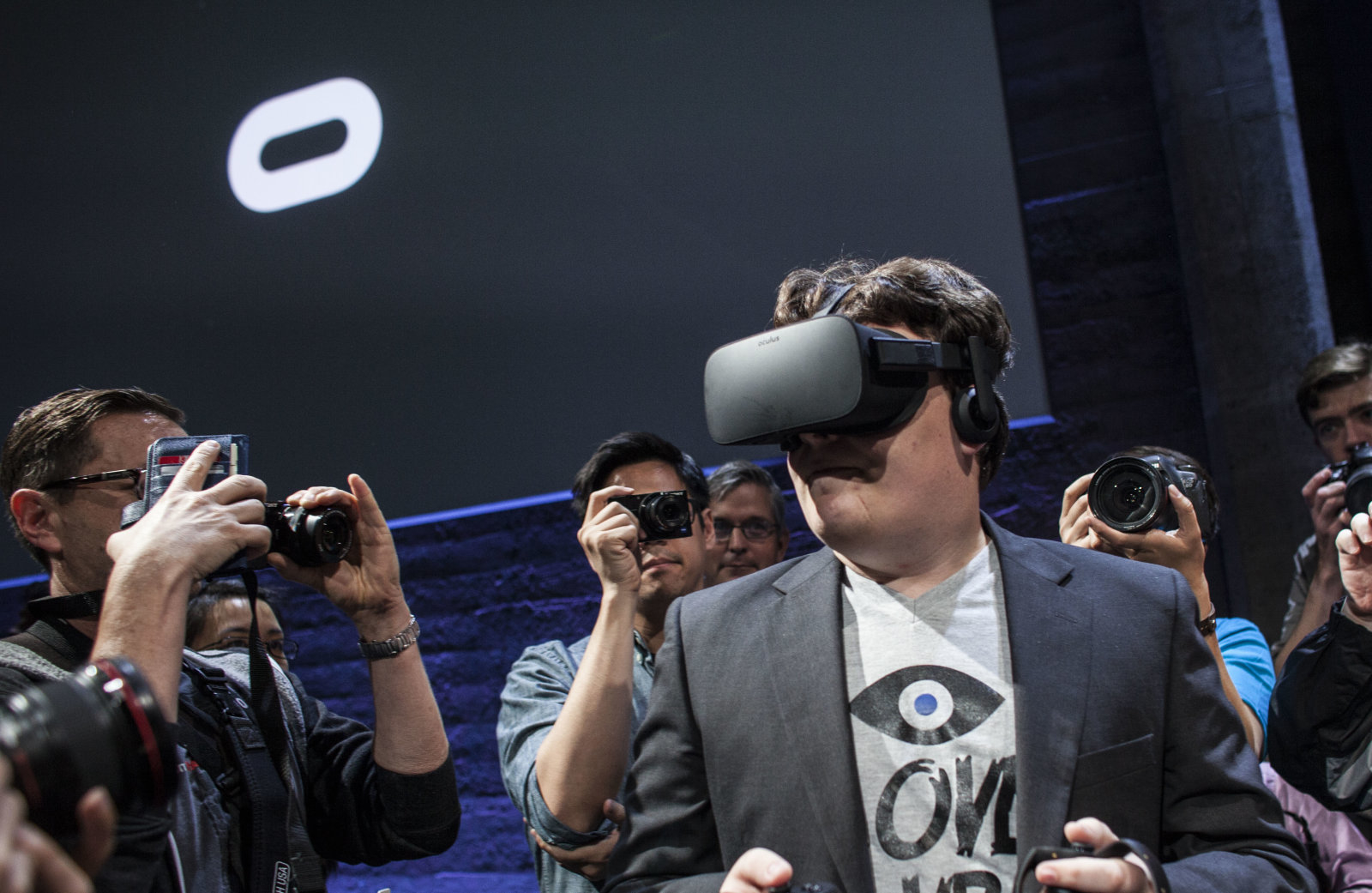 Суд отклонил иск Total Recall Technologies против Oculus