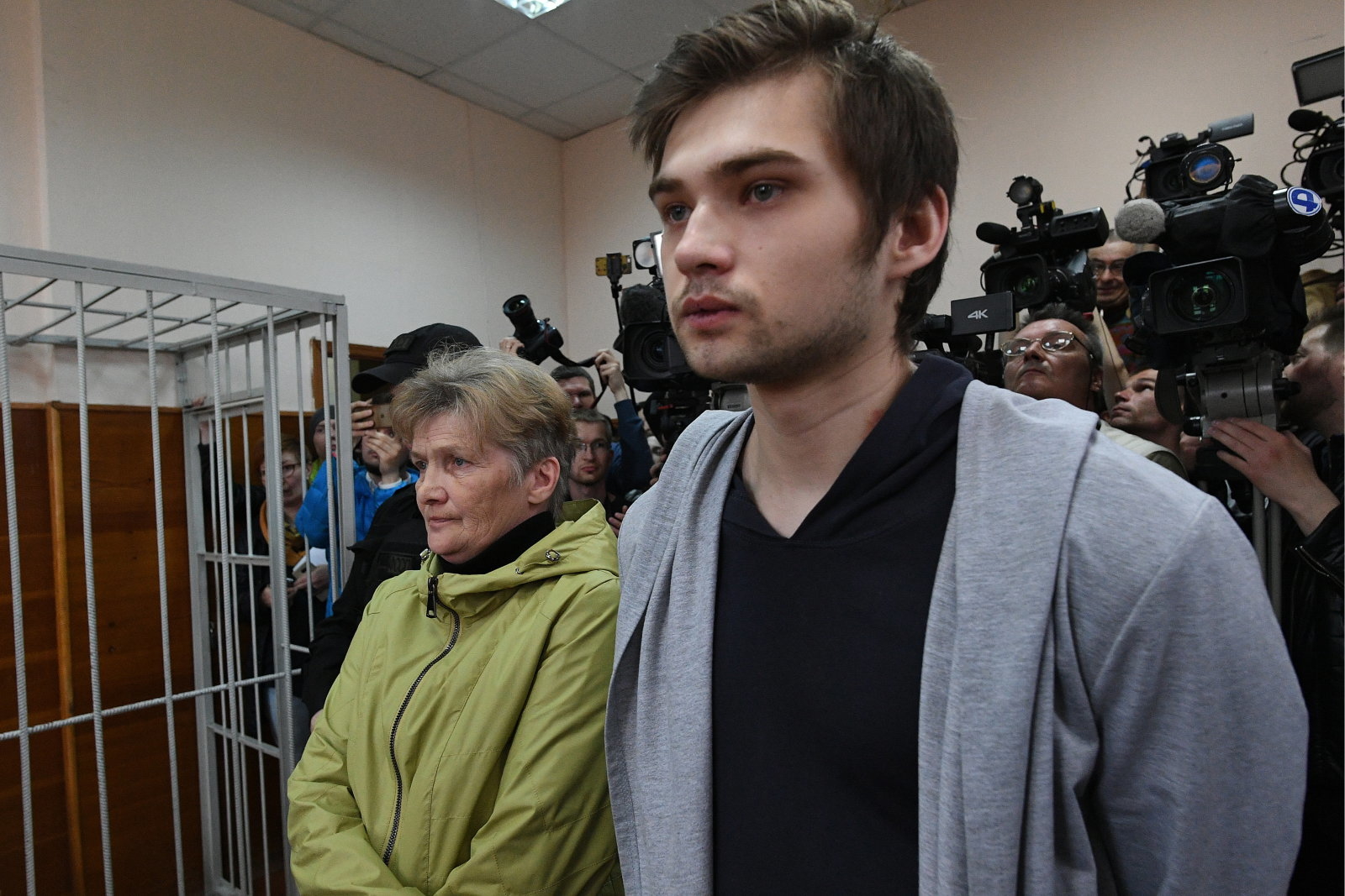 Блогер Руслан Соколовский получил условный тюремный срок за игру в Pokémon Go в церкви