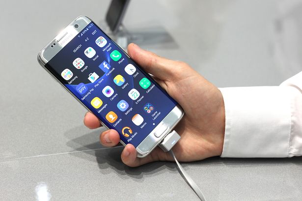 У Samsung Galaxy S8 не будет разъема для наушников