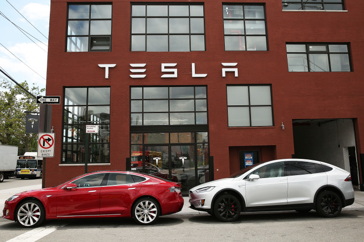 Бывшая сотрудница Tesla обвиняет компанию в притеснении женщин