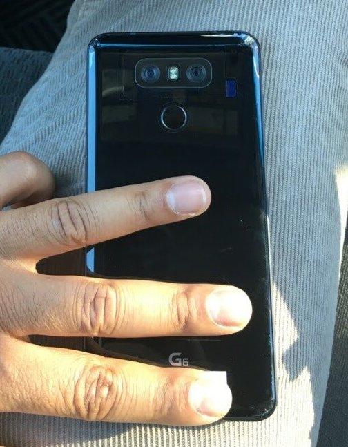 В сети появилось первое «живое» фото смартфона LG G6