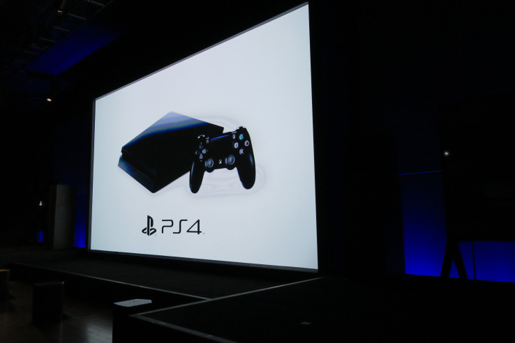 Sony представила PS4 Slim