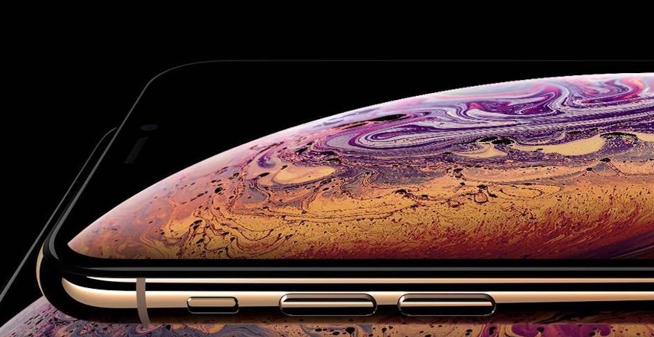 На Apple подали в суд из-за того, что на рекламных изображениях iPhone XS не видно выреза