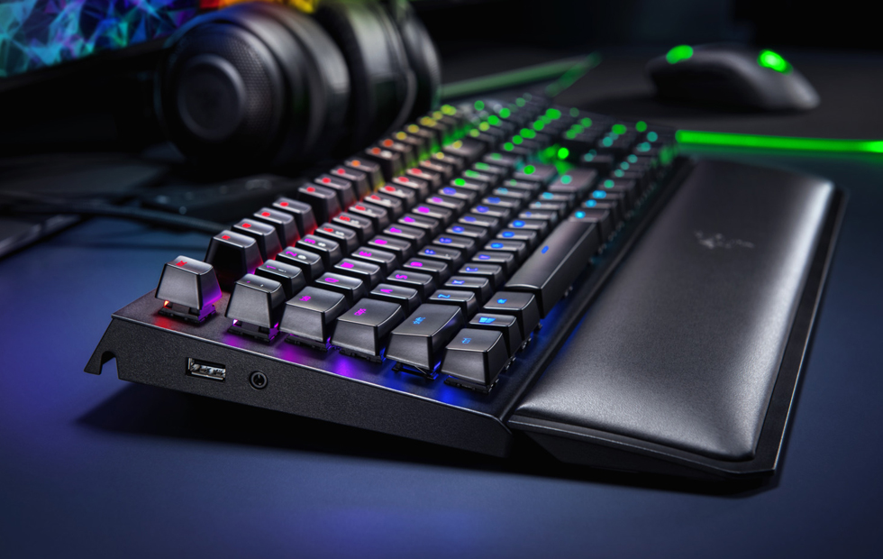 Razer представила механическую игровую клавиатуру BlackWidow Elite