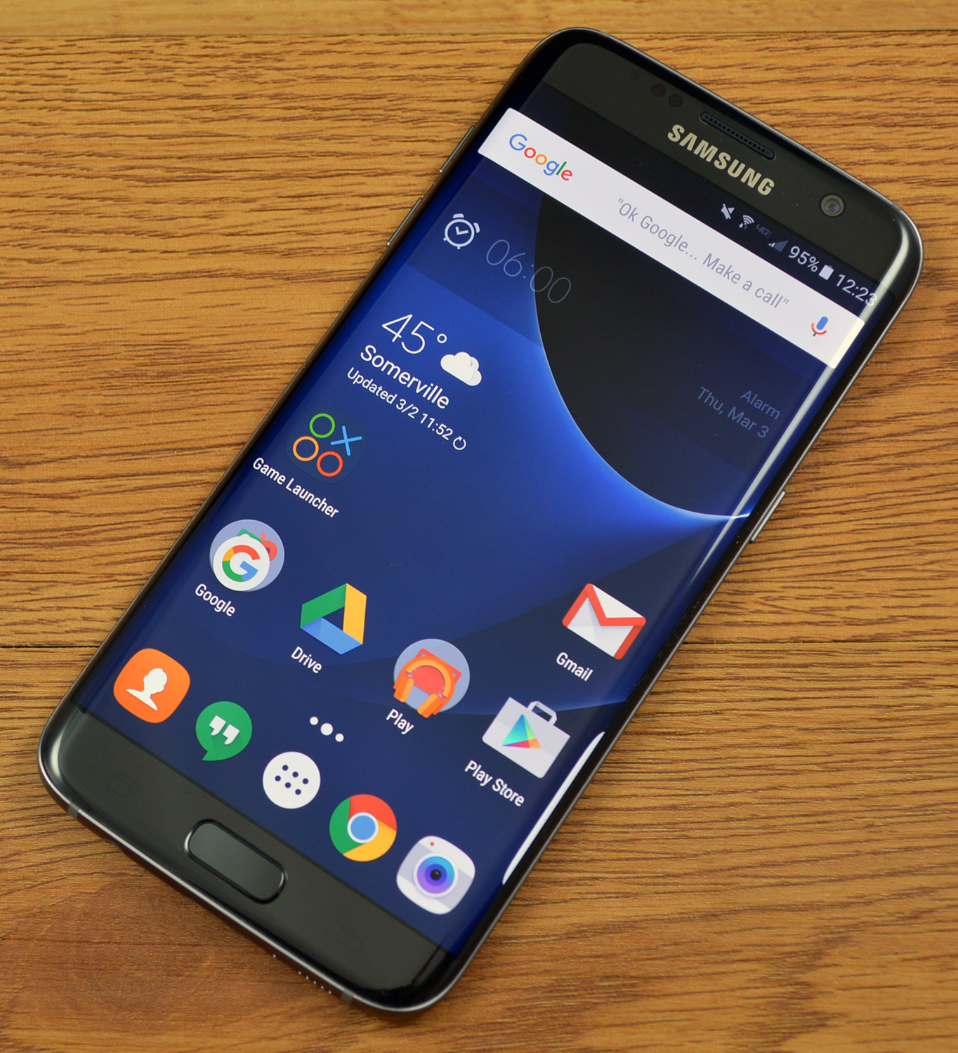 Некоторые смартфоны Samsung Galaxy S7 Edge ошибочно получили обновление до Android 8.0 Oreo с пользовательским интерфейсом Samsung Experience UI 9.0
