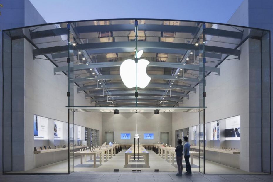 Студент из Нью-Йорка требует от Apple $1млрд за ложное обвинение в кражах