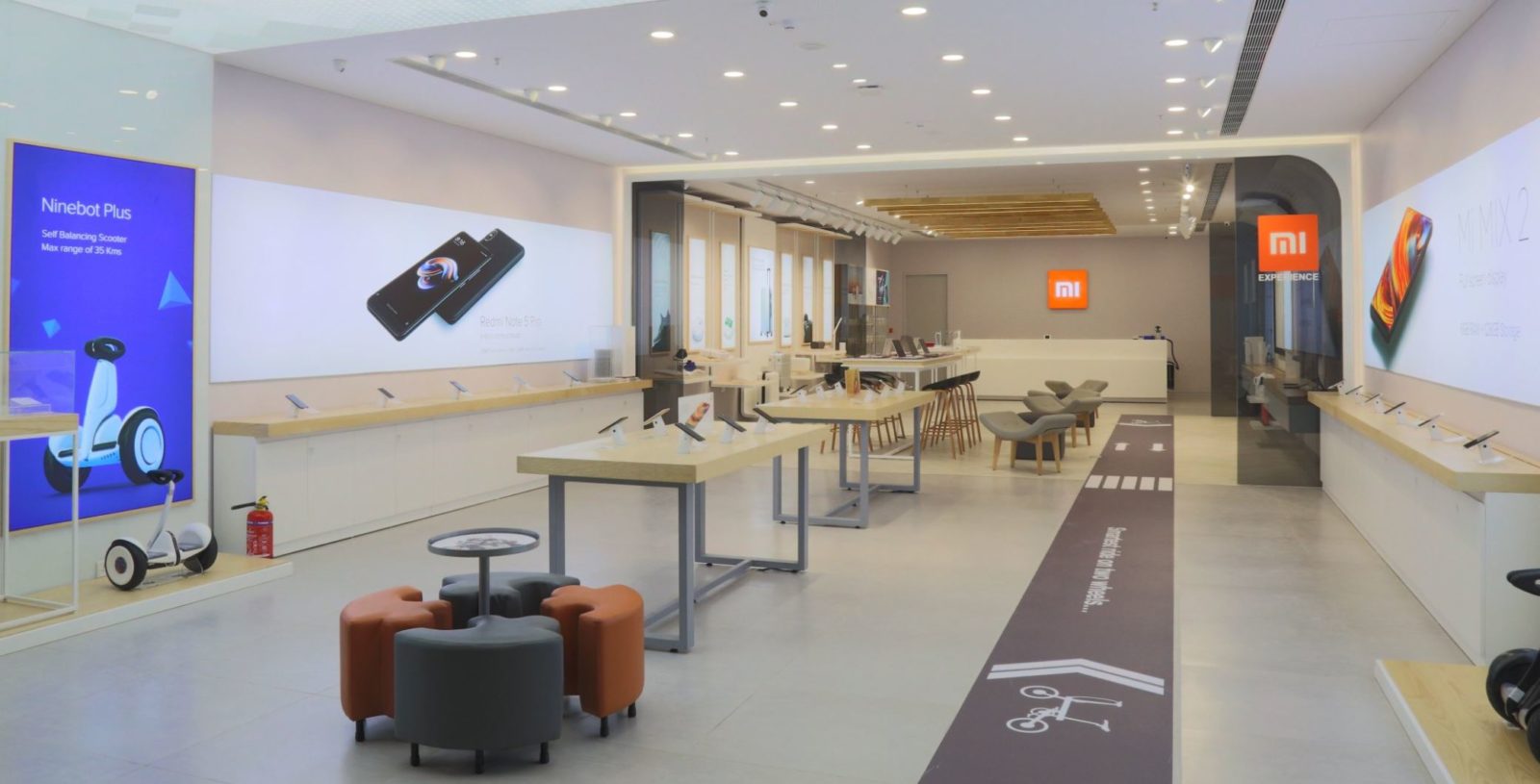 Xiaomi в один день открыла в Китае 100 магазинов Mi Store